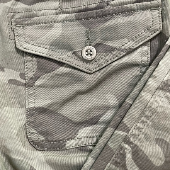 Torrid camouflage pants size 12 - Picture 12 of 15